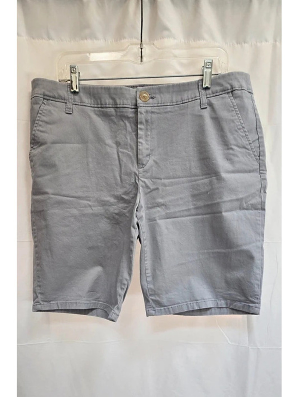 Liz Claiborne Classic Gray Bermuda Shorts Size 14